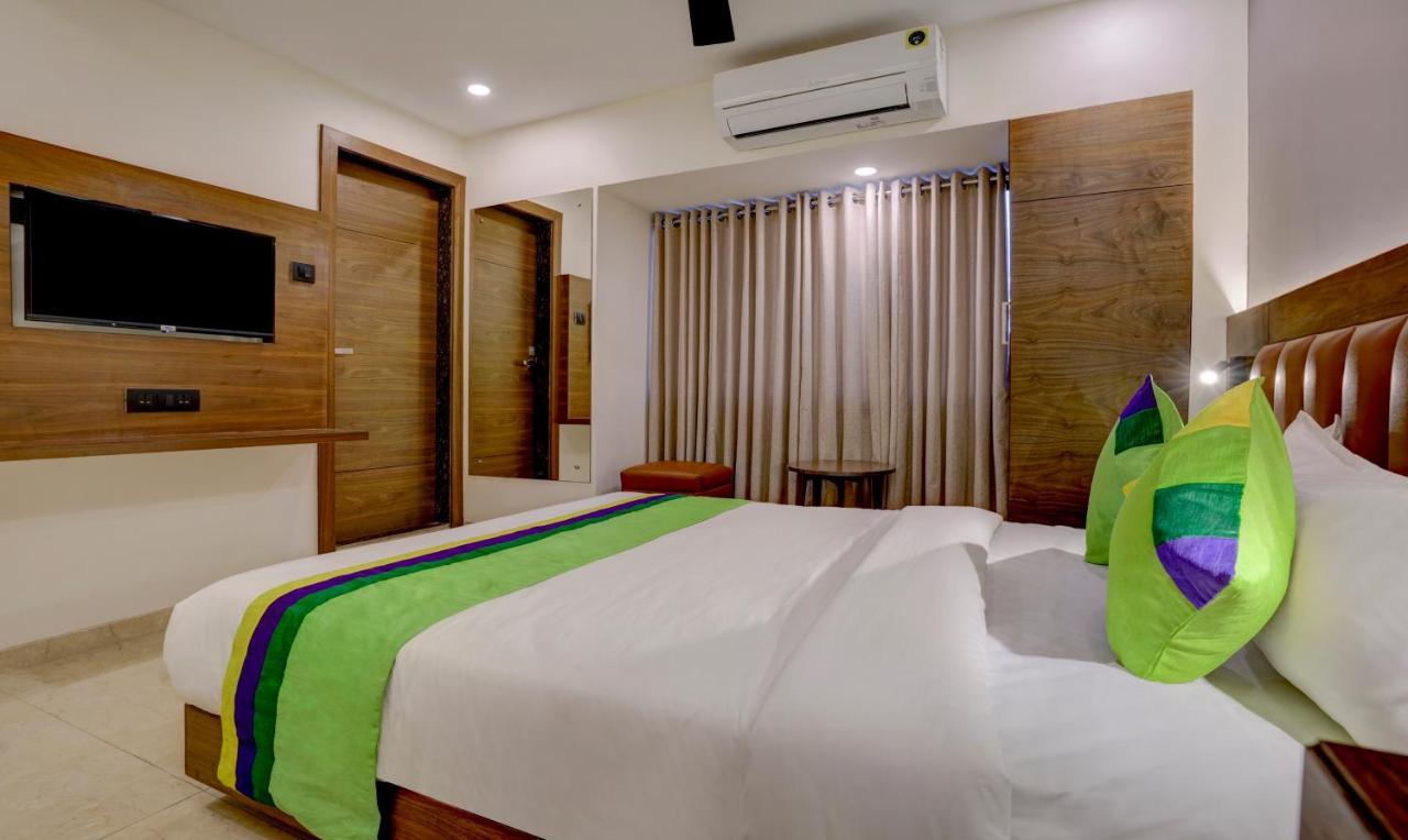 Treebo Castle Rock Inn مومباي المظهر الخارجي الصورة